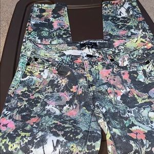 BEBE SKINNY JEANS WORN TWICE Sz 25.